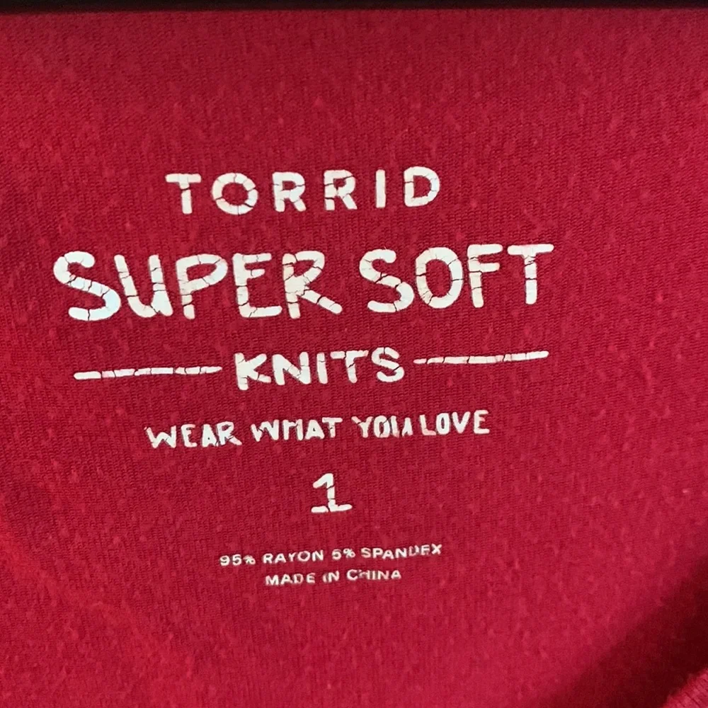 Torrid Size 1 Red soft knit shirt - Picture 2 of 5